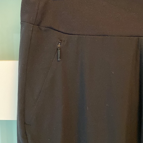Athleta Soho Jogger - Black, sz 6 - Picture 13 of 14
